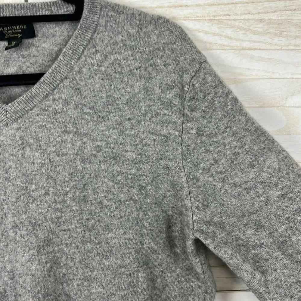 Club Room Macy's V-Neck Gray Cashmere Sweater